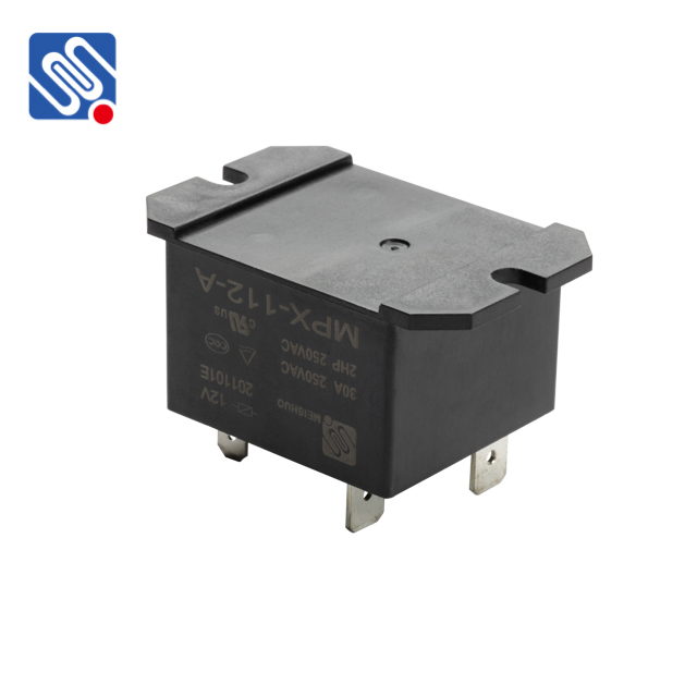 Relais 220V 30A